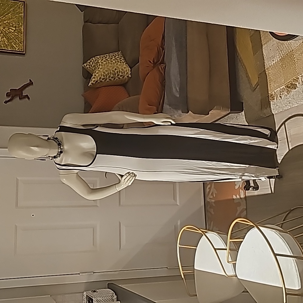 Sleeveless Maxi Dress